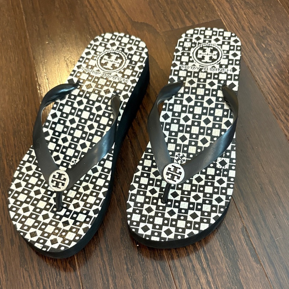 Tory Burch Black and White Geometric Sandals